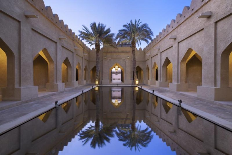 anantara 4 hotel pust abudhabi