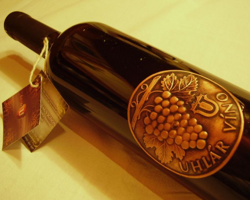 uhlar vino hrozno slovensko tradicia kvalita 3
