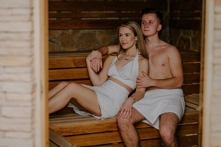 Sauna beuty, oblčenie do sauny_wellness móda_páni