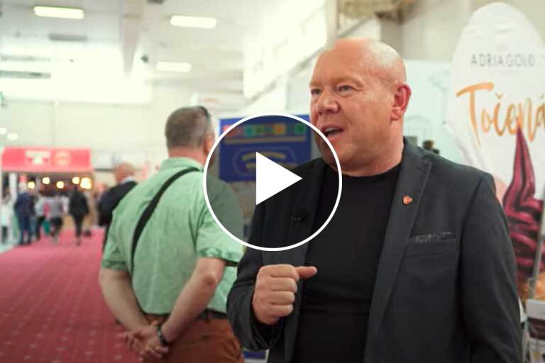 video Adria Gold
