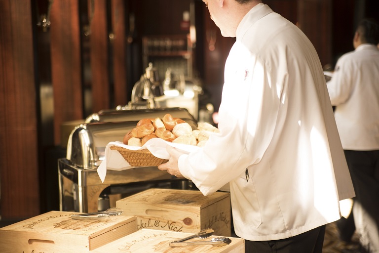 waiter 492872 1920