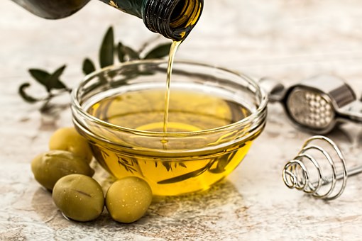 olive oil 968657 340